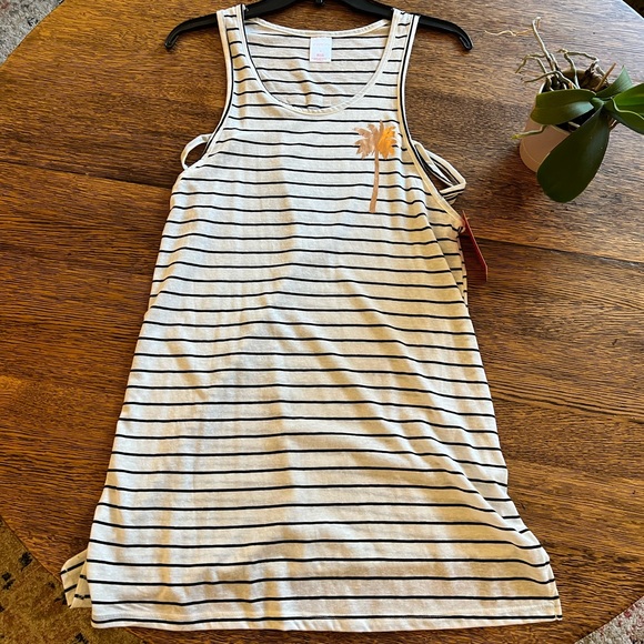 Brand new cotton swim coverup - Picture 1 of 4